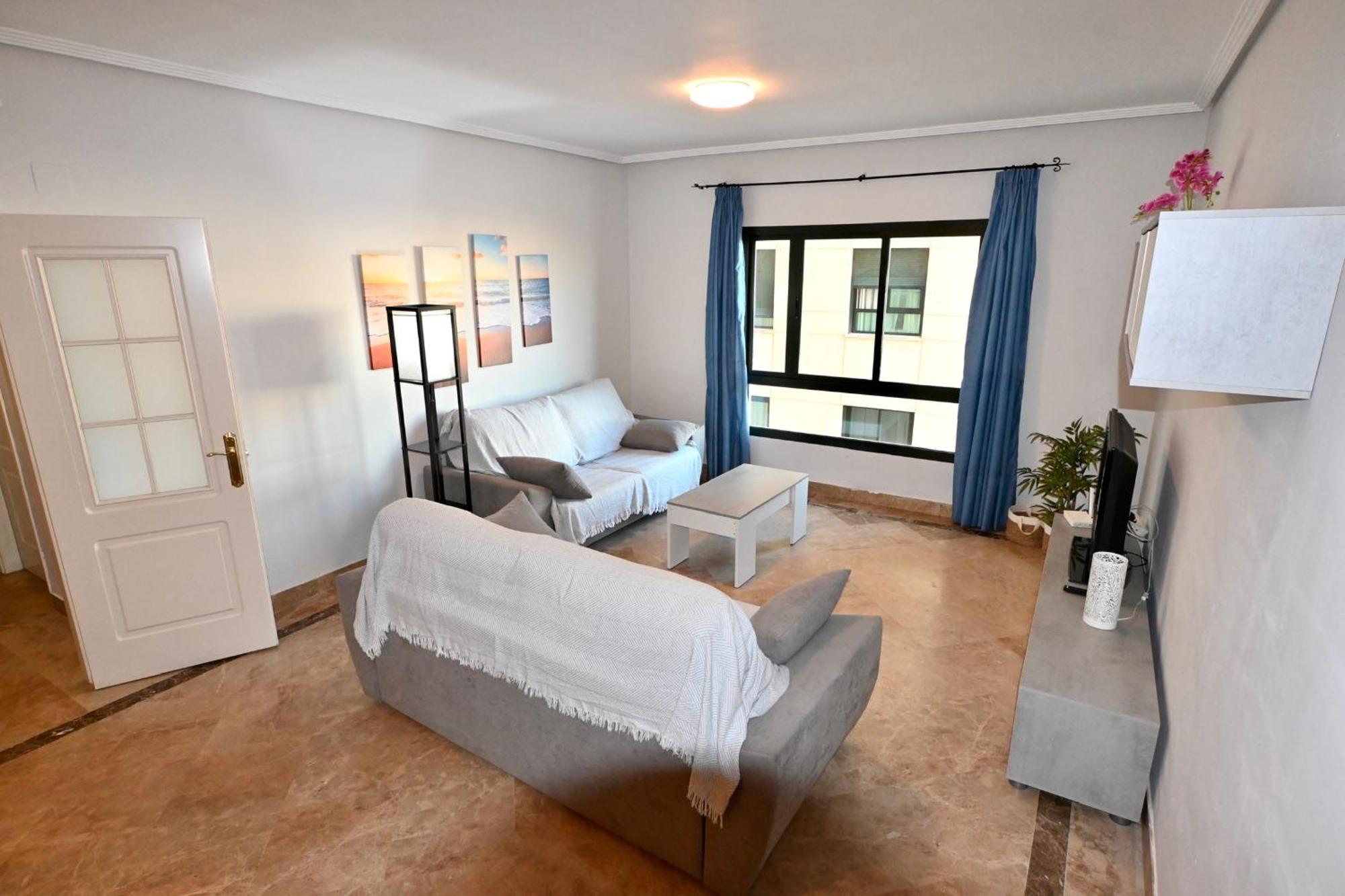 Centro Y Playa! Apartment Marbella Luaran gambar